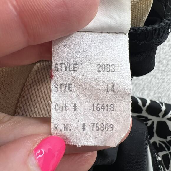 Jodee Size 14 Tankini Swimsuit Top Women's Black White Abstract Print Shelf Bra - Picture 8 of 10